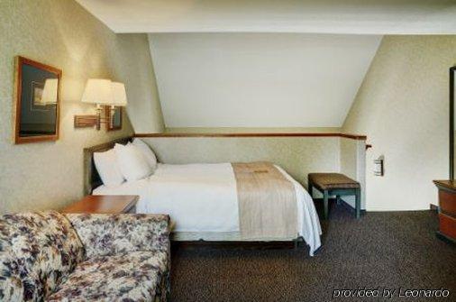 Lakeview Inns & Suites - Hinton Buitenkant foto