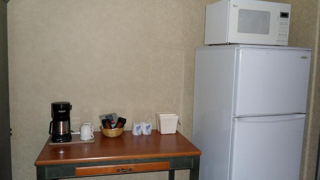 Lakeview Inns & Suites - Hinton Kamer foto
